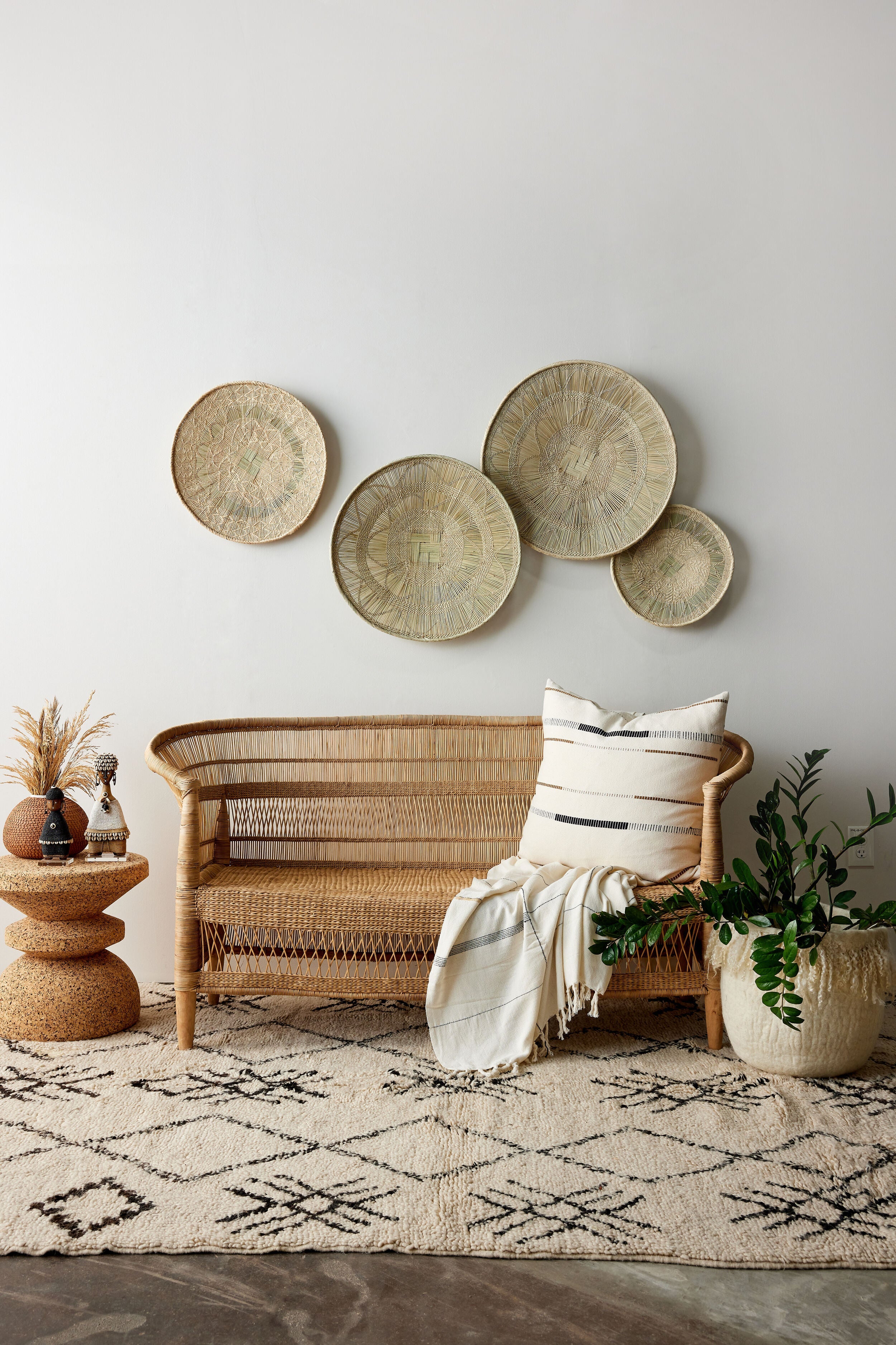 Binga Lace Blonde Basket