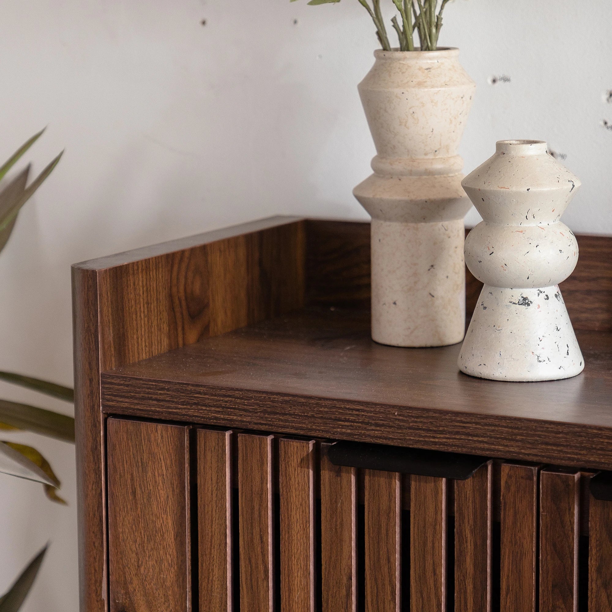 5-Tier Shoe Cabinet – Shutter Doors